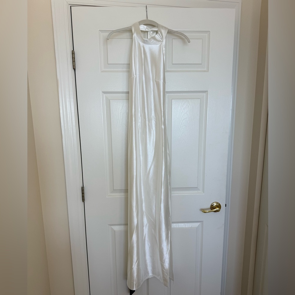 Harley Halter Neck Satin Maxi Dress. Size Large